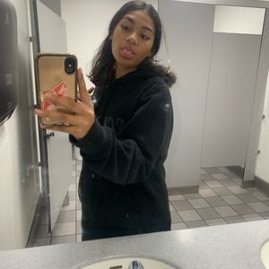 Meet your Posher, Lin